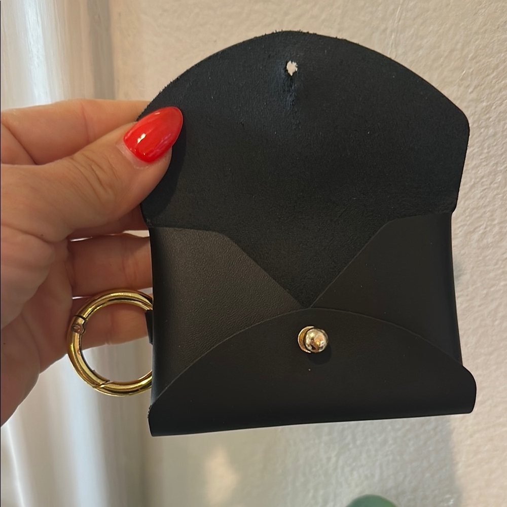 Black Leather Key & Card Holder with Gold Accent - Picture 3 of 3